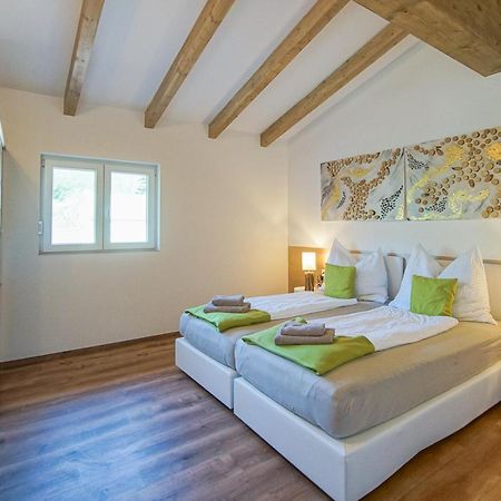 Auszeit Steiraland Penthouse 9 Mit Grossen Balkon Und Parkplatz Apartment Leoben  Exterior foto