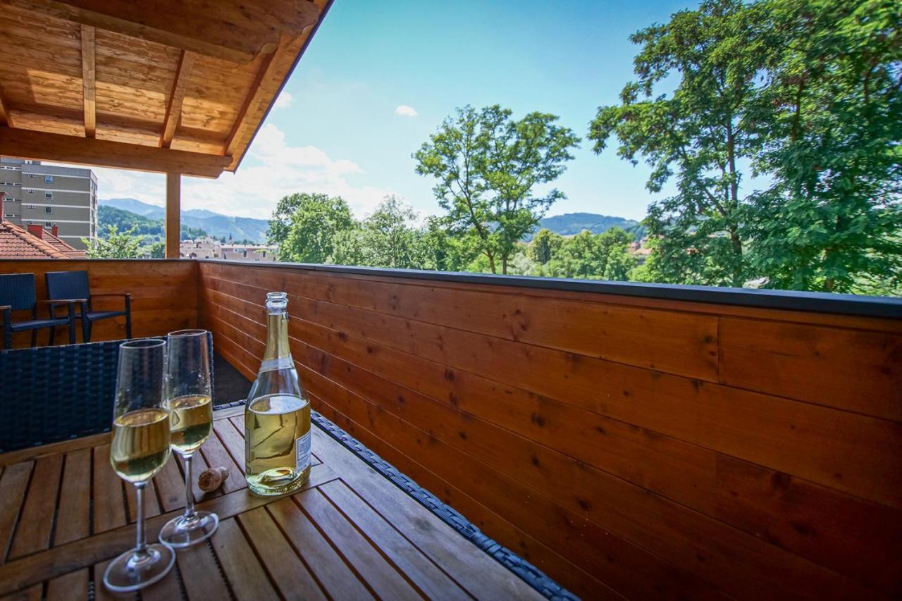 Auszeit Steiraland Penthouse 9 Mit Grossen Balkon Und Parkplatz Apartment Leoben  Exterior foto